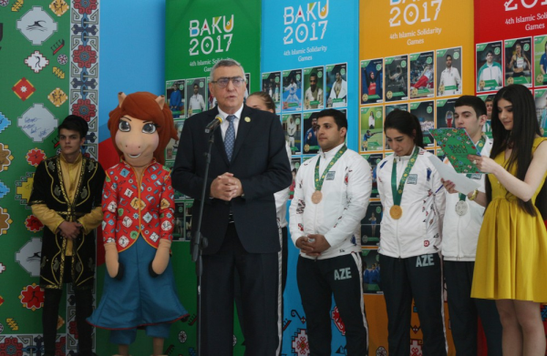 Milli Olimpiya Komitəsində qalib idmançılarla növbəti görüş